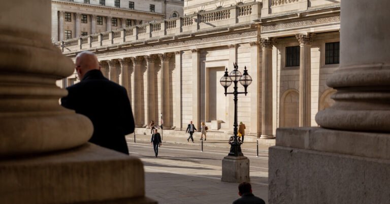 Bank of England Signals Rate Cuts as Inflation Eases