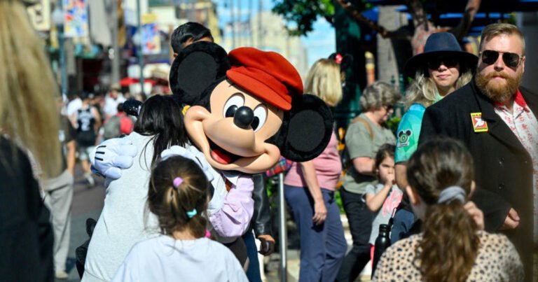 Disneyland’s character performers vote to unionize