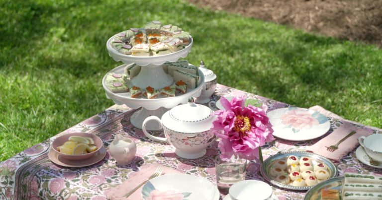 Martha Stewart on how to throw a garden tea party