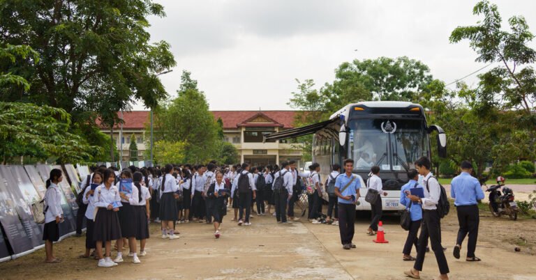 For Young Cambodians, a Mobile History Lesson From a Dark Time