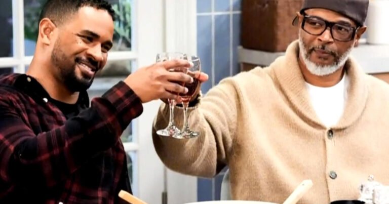 Father-son duo Damon Wayans Sr. and Damon Wayans Jr. on “Poppa’s House”