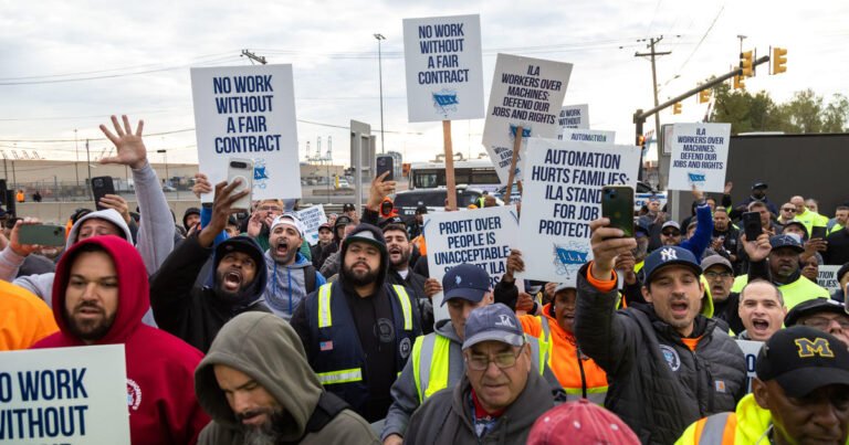 How much do dockworkers make? Here are the striking workers’ salaries.